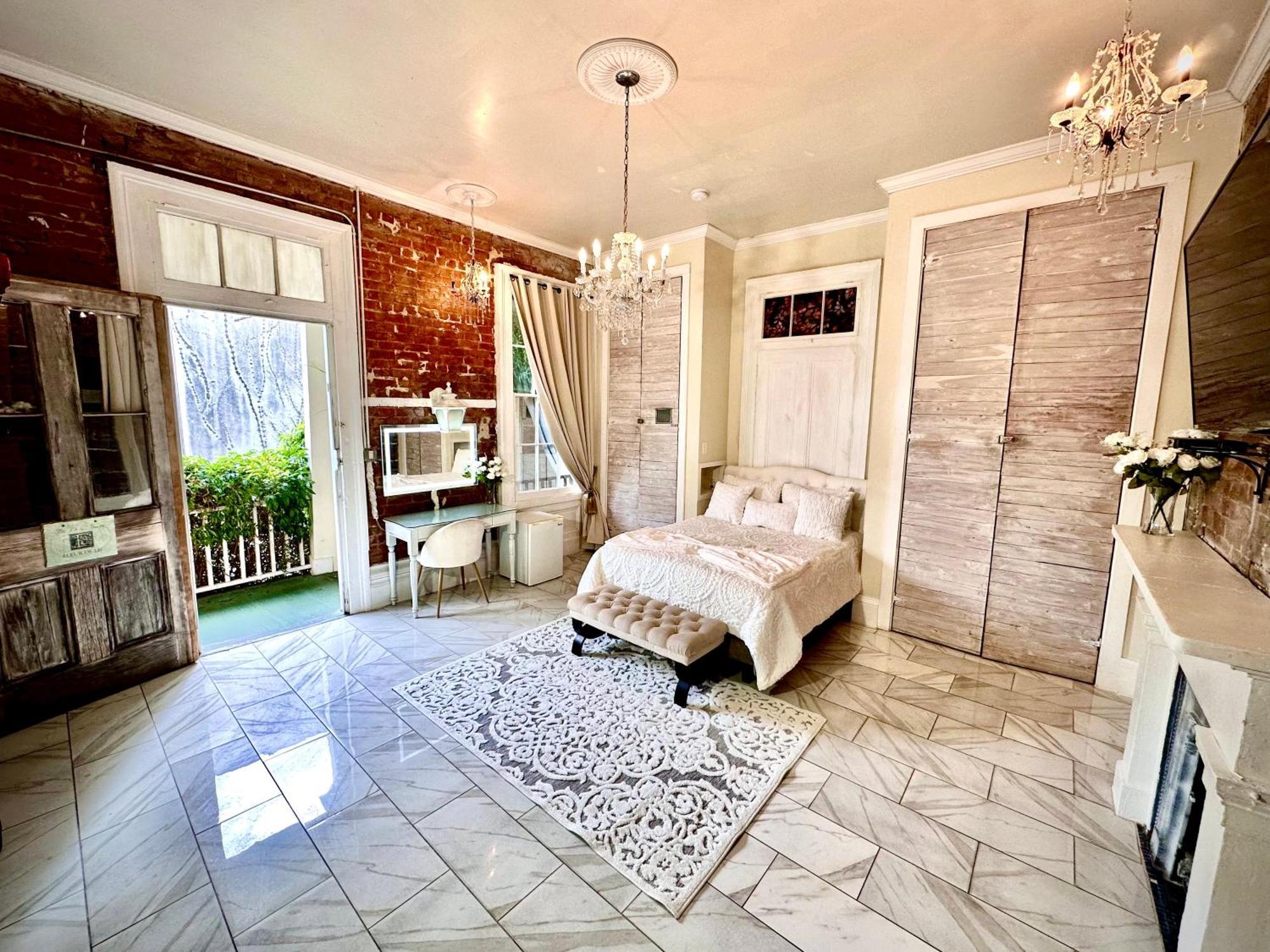 לינה וארוחת בוקר ניו אורלינס Fleur De Lis Mansion מראה חיצוני תמונה